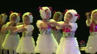 挠小孩脚心的视频,温馨瞬间记录童年快乐